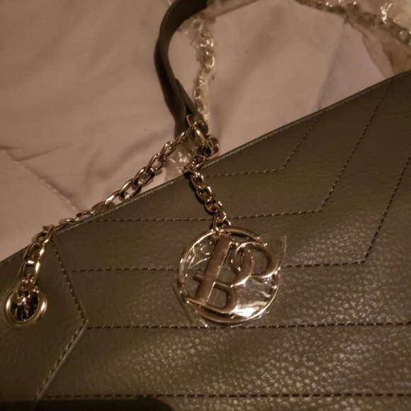 BOLANZO BNWT PURSE WITH GRAY - Picture 4 of 4